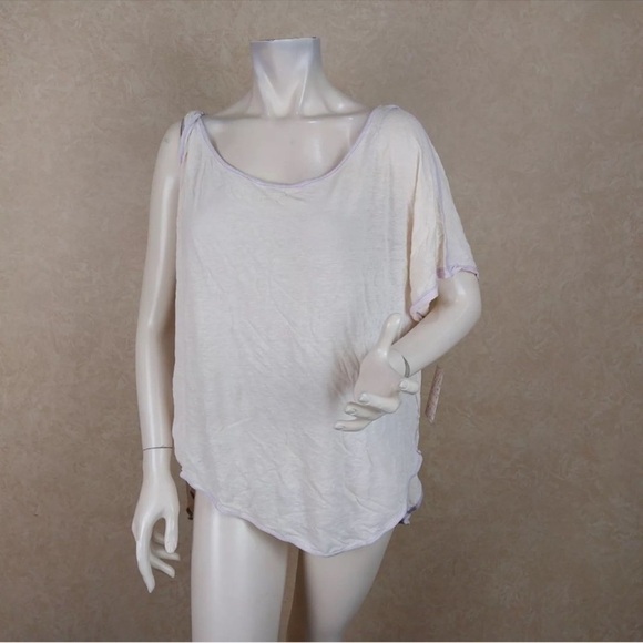X SMALL We the Free Pluto t-shirt cream asymmetrical linen - Picture 3 of 11